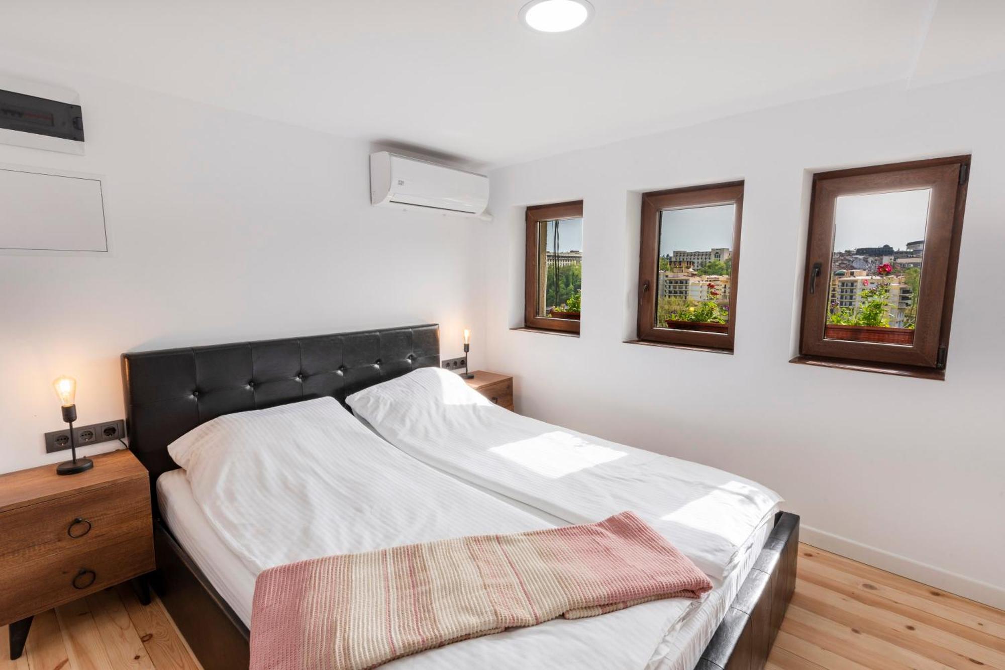 Bobevata Guest House - Floor 1 - Stunning View Old Town Veliko Tarnovo Exterior photo